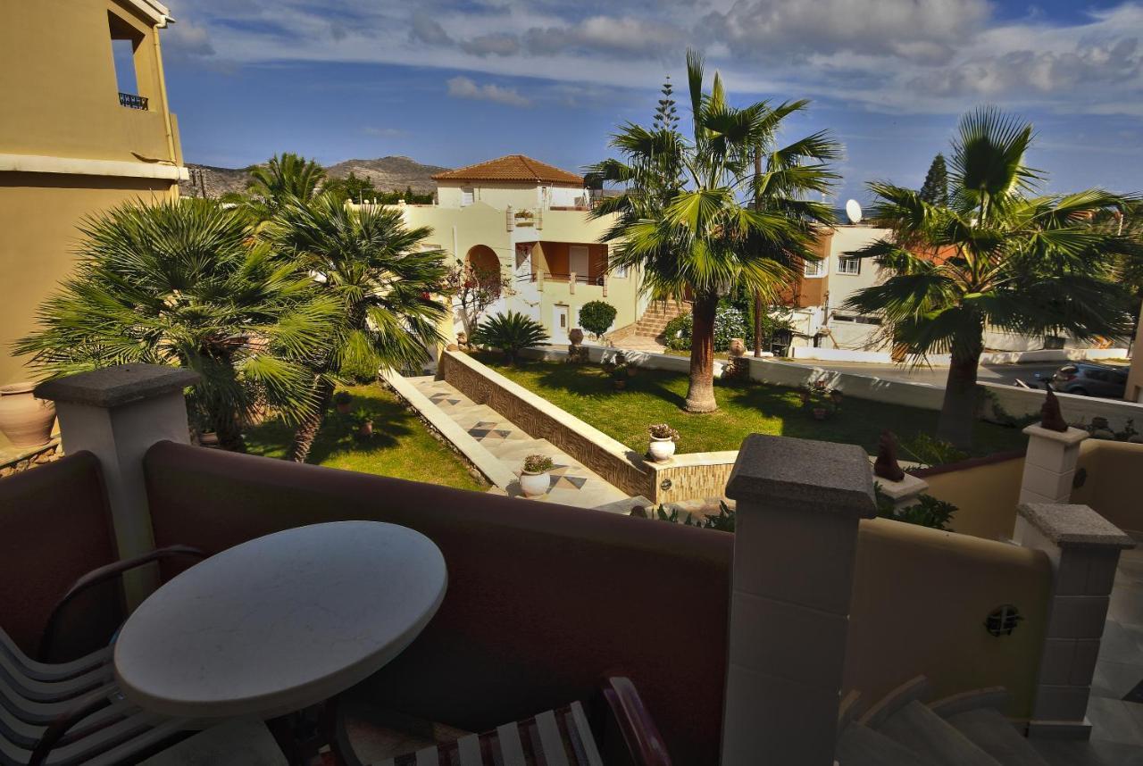 Heaven Apartments Agia Marina Eksteriør bilde